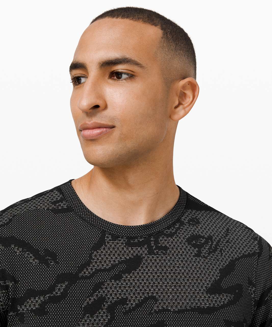 Lululemon Metal Vent Breathe Short Sleeve *City Edition - TORONTO / Silver Drop / Black