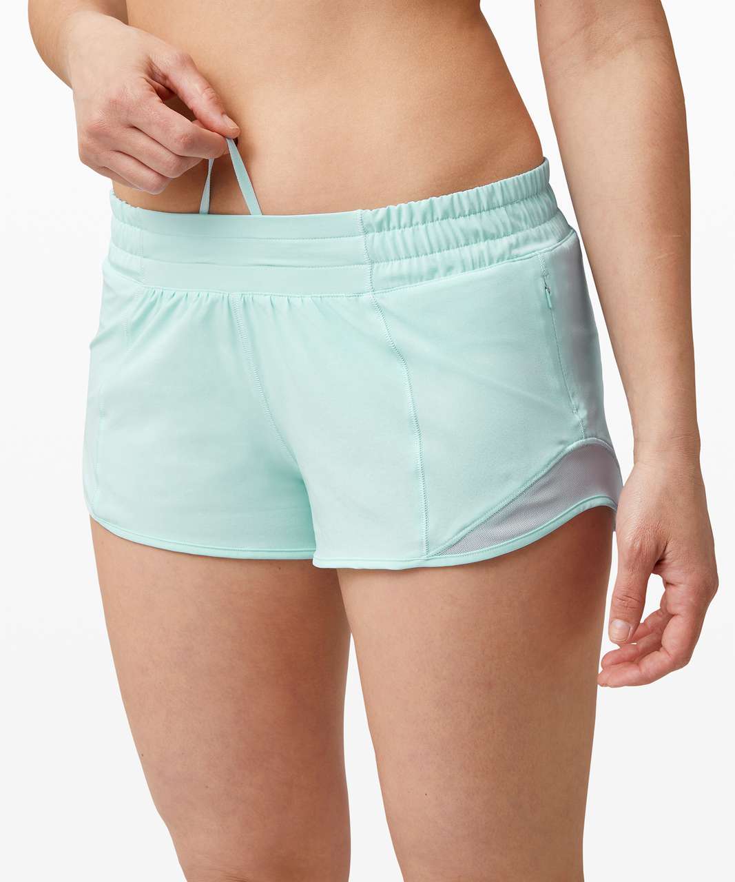 Size 8 - Lululemon Hotty Hot Short II 2.5* – Your Next Gem