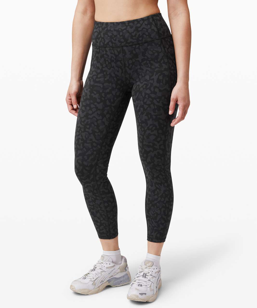 Why did I wait so long to buy WTs in formation camo deep coal multi?! I am  in LOVE with this print!! 😍 : r/lululemon