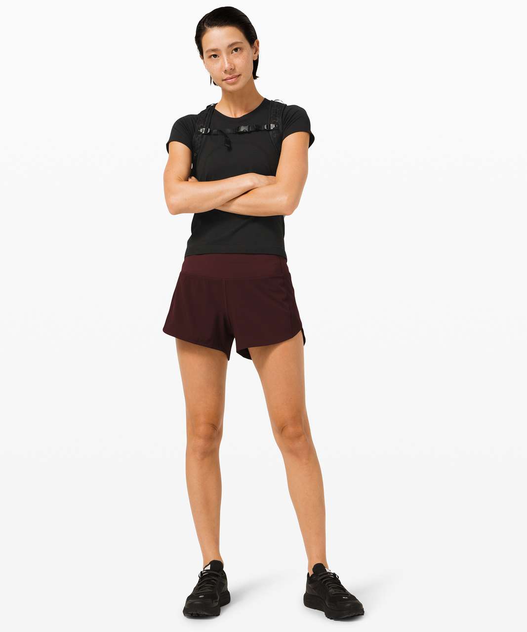 LET'S RUN: SWIFTLY TECH SHORT SLEEVE RACE LENGTH IN SLATE/WHITE, INVIGORATES 17”IN BLACK