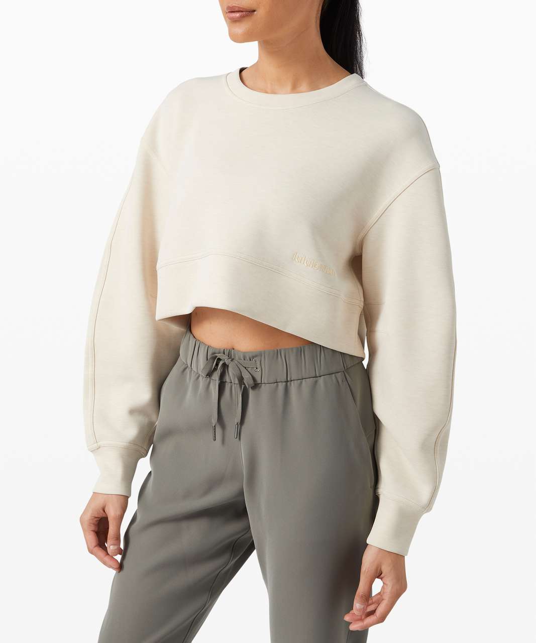 In love with my Soft Ambitions HR Crop in beech wood (4) : r/lululemon