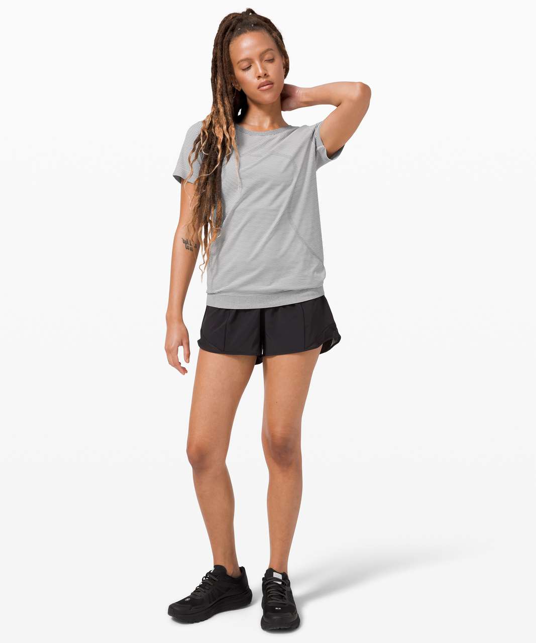 Lululemon Swiftly Relaxed Short Sleeve 2.0 - White / Black