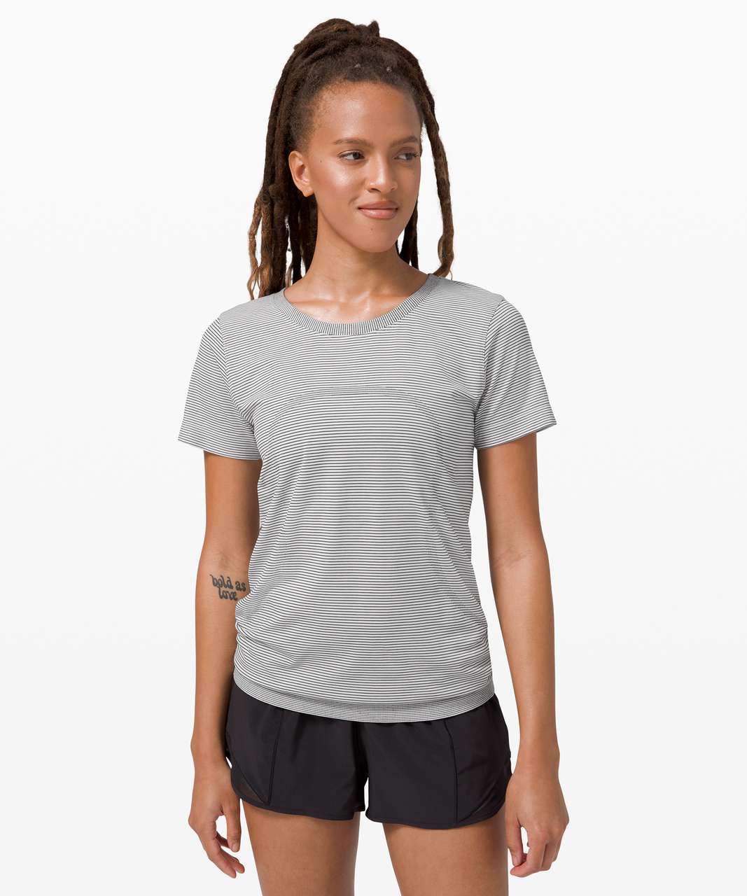 Lululemon Swiftly Relaxed Short Sleeve 2.0 - White / Black - lulu fanatics