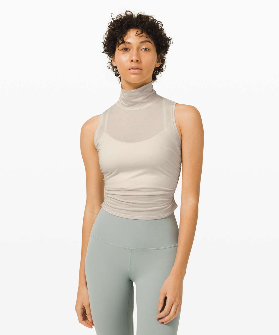 Dune See the Horizon Tank (XL) and Diamond Dye Pitch Grey Graphite Grey  Align Super High Rise Short *10” (8) : r/lululemon