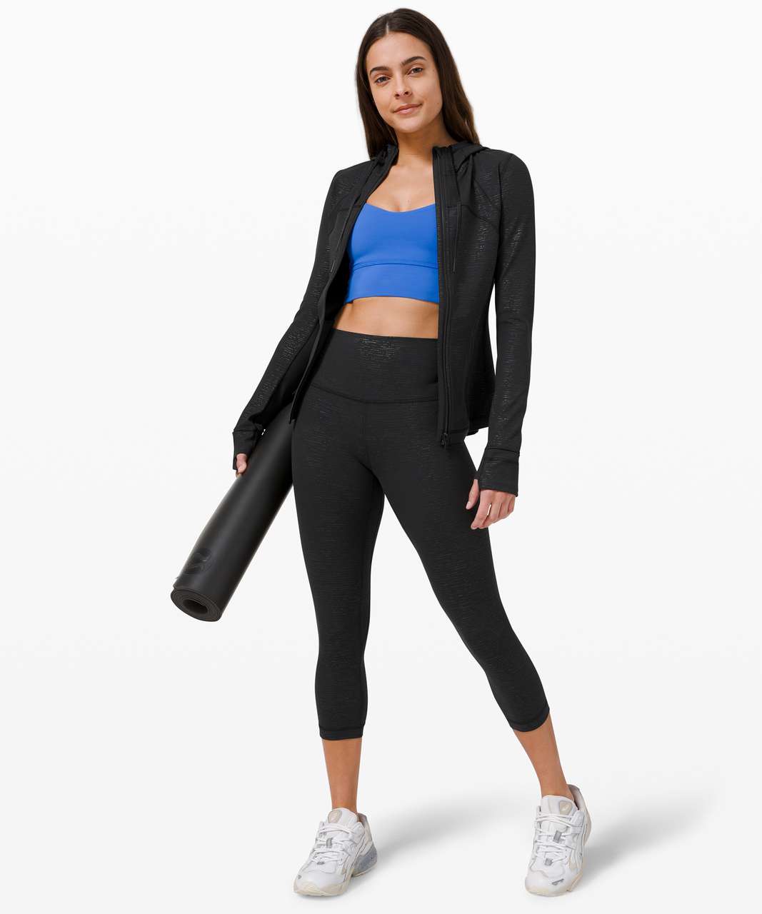 Lululemon groove - segment emboss black - what's up with this tag?! Why  don't they feel like normal nulu? : r/lululemon