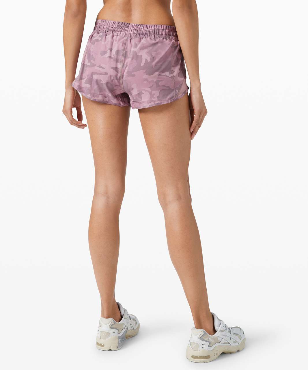 Lululemon Hotty Hot Short II *2.5 - Dusty Pink - lulu fanatics