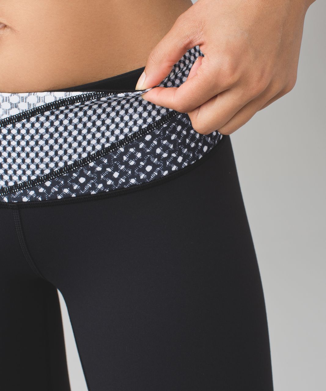 Lululemon Wunder Under Pant III - Black / Dottie Eyelet White Black / Millie Mesh White Black