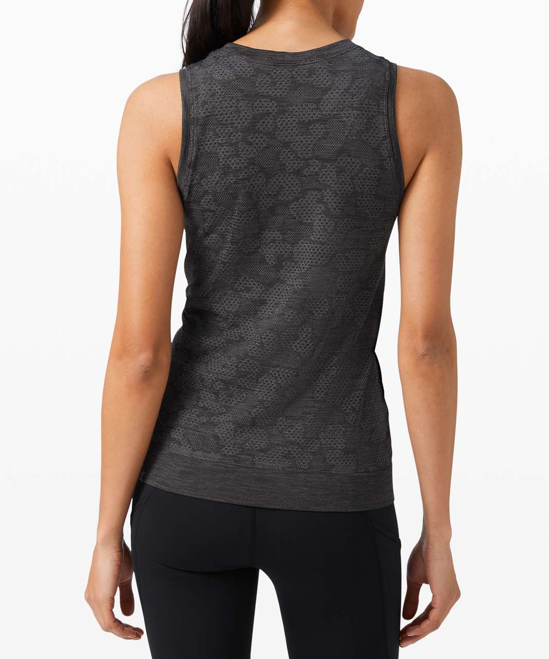 Lululemon Breeze By Muscle Tank - Polar Spots Titanium / Black