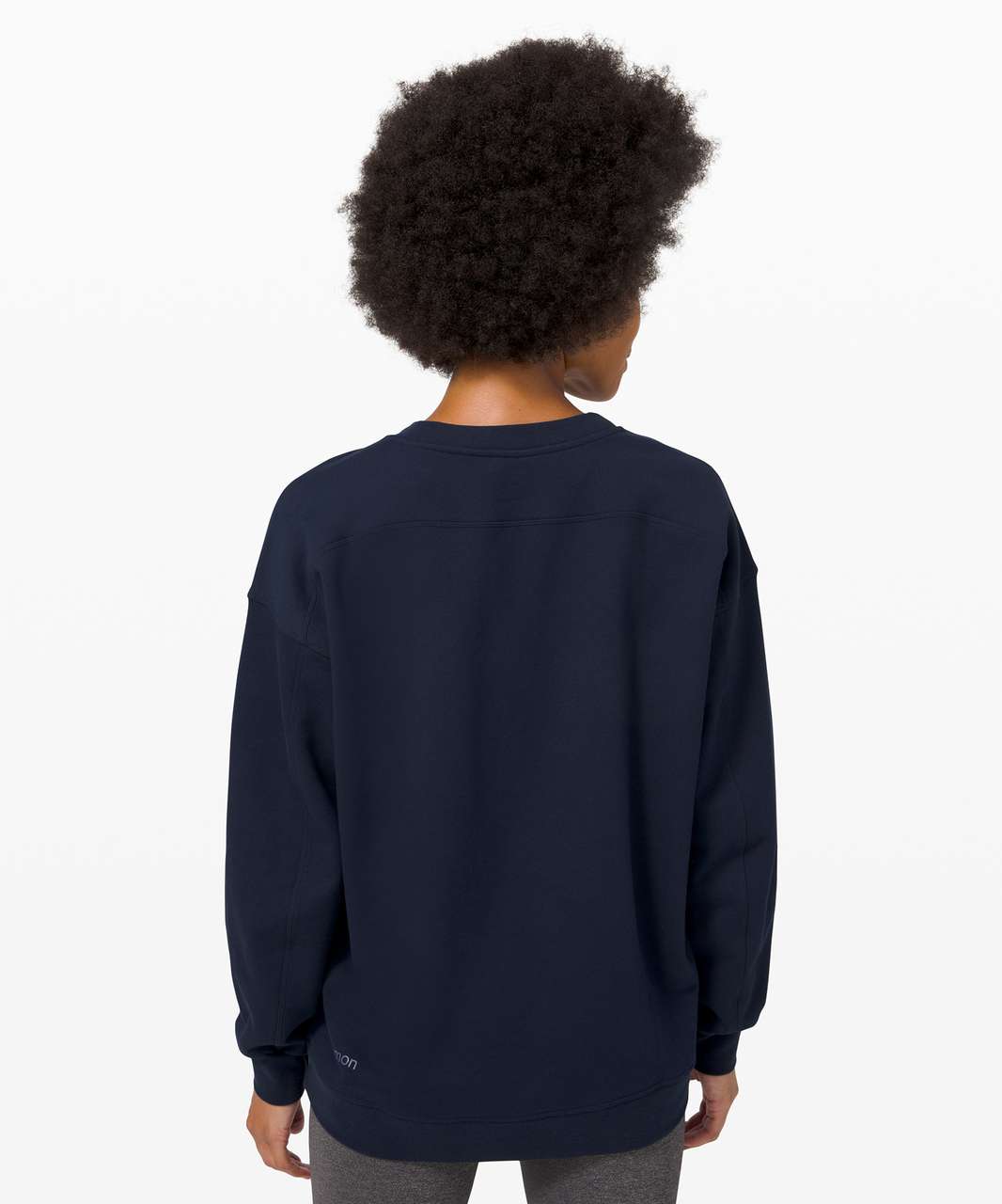 Triumph Sweatshirt - True Navy – THE LUXEWELL