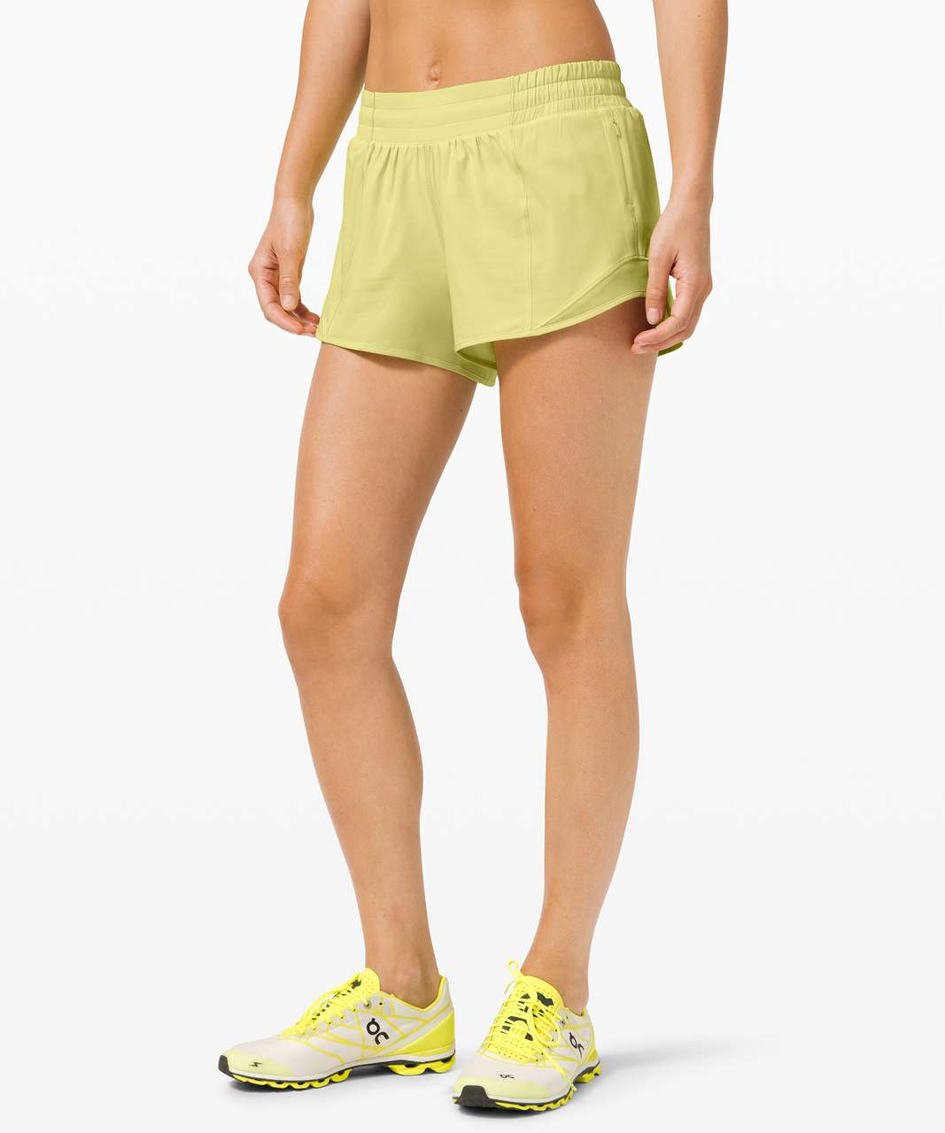 NEW Women Lululemon Hotty Hot Low-Rise Lined Short 2.5 Lemon Vibe Size 8