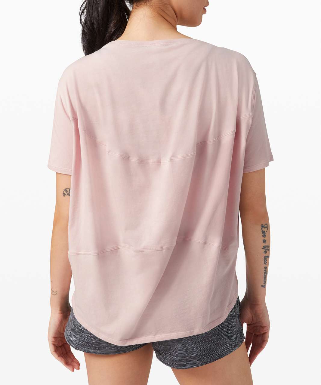 Lululemon Back In Action Short Sleeve - Misty Pink