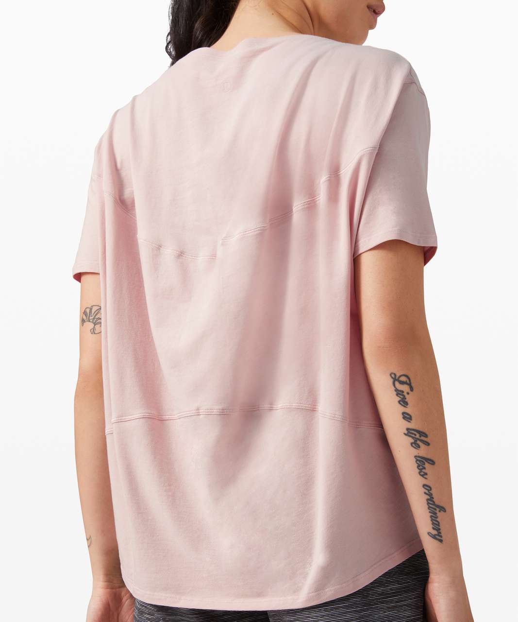 Lululemon Back In Action Short Sleeve - Misty Pink