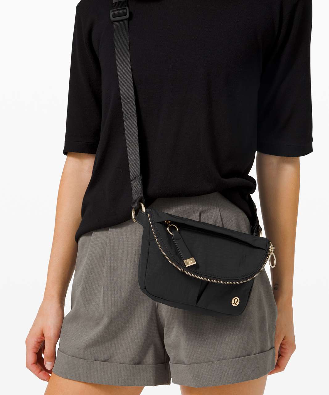 Lululemon All Night Festival Bag Micro- Black/Gold - www.mstexaustralia.com