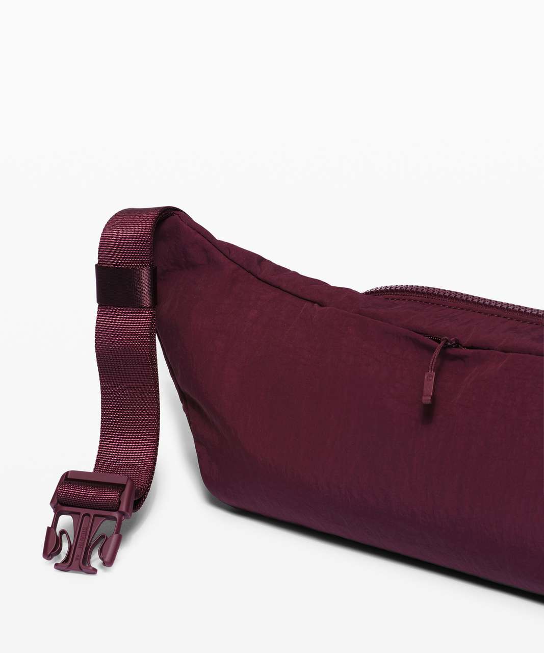 Lululemon On The Beat Belt Bag *4.5L - Cassis