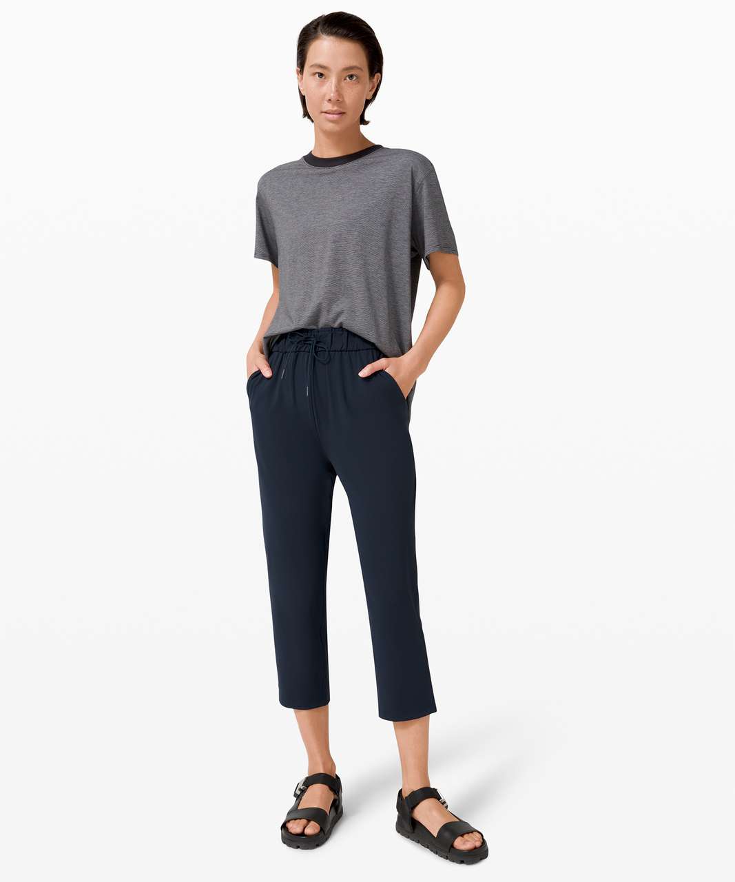 Lululemon Keep Moving Crop 23" - True Navy