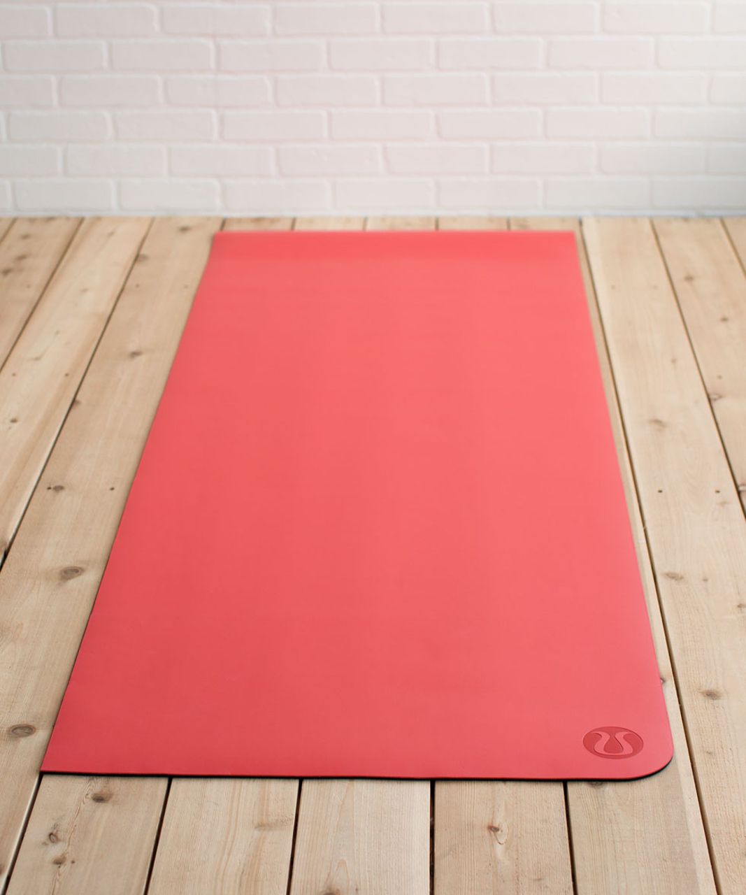 Lululemon The Reversible Mat 5mm - Alarming / Deep Coal