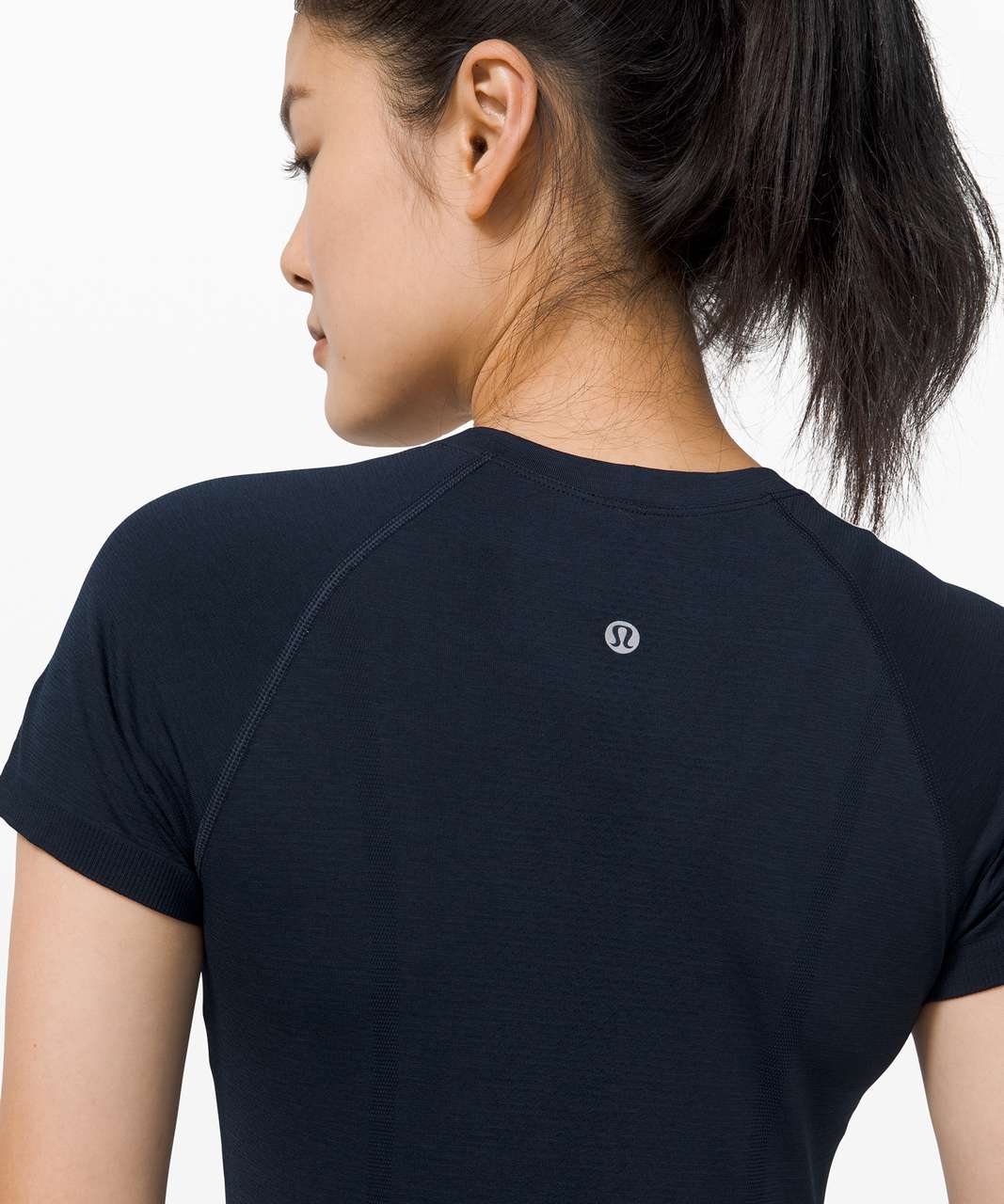 Lululemon Swiftly Tech Short Sleeve 2.0 - True Navy / True Navy