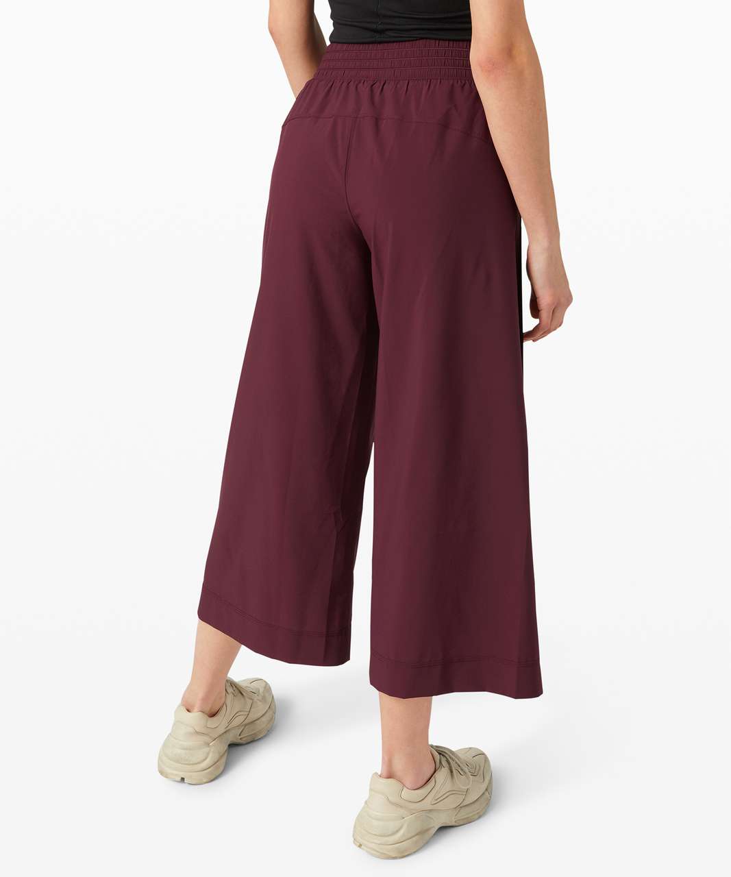 Lululemon Wanderer Culotte in Black Size 12 - $68 - From Jennifer