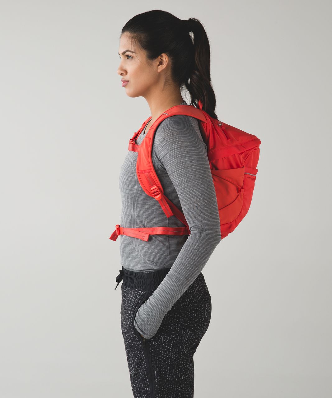 Lululemon Run All Day Backpack - Alarming