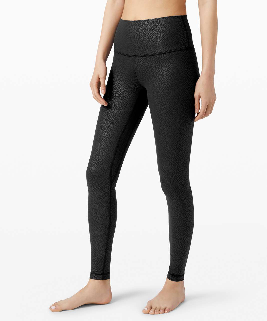 Lululemon groove - segment emboss black - what's up with this tag?! Why  don't they feel like normal nulu? : r/lululemon