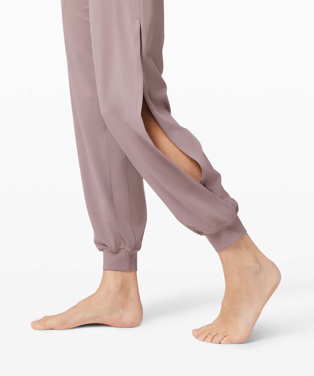 Managed to get the align jogger in violet verbena when it was added to WMTM  at 2am, one perk of not sleeping : r/lululemon