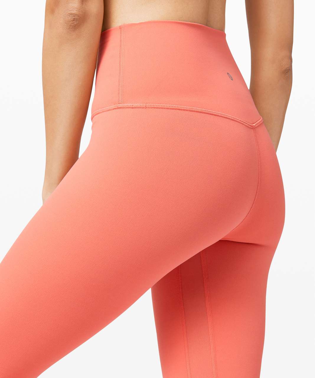 FAMME - Upgrade your off-duty looks with our Living Coral & Honeysuckle Vortex  Leggings 🧡💗😍