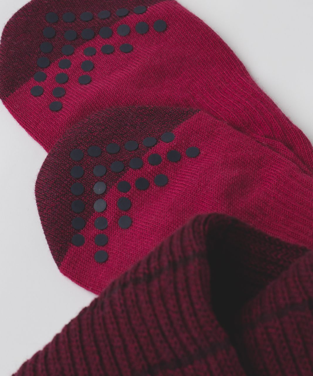 Lululemon Savasana Sock - Wine Berry / Berry Rumble