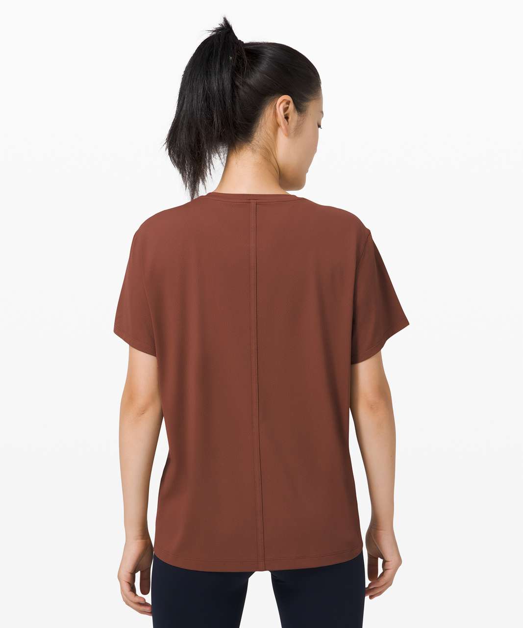 Lululemon softstreme gathered T-shirt ancient copper, 女裝, 運動服裝- Carousell