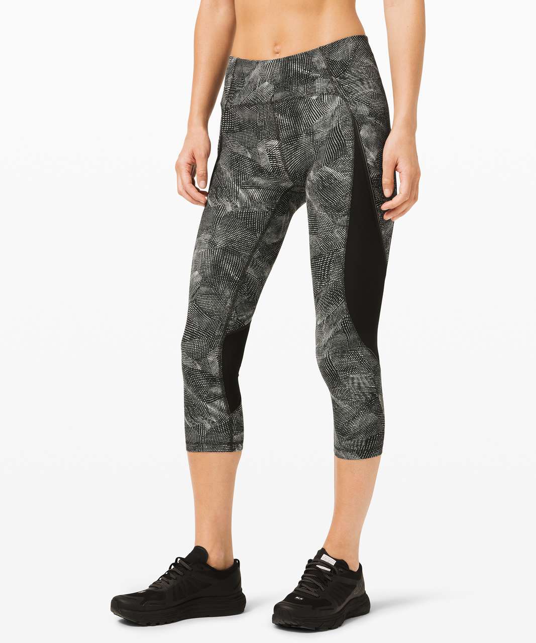 Lululemon Run Off Route Mid Rise Crop 21" - Velocity Mesh Island Mist Black / Black