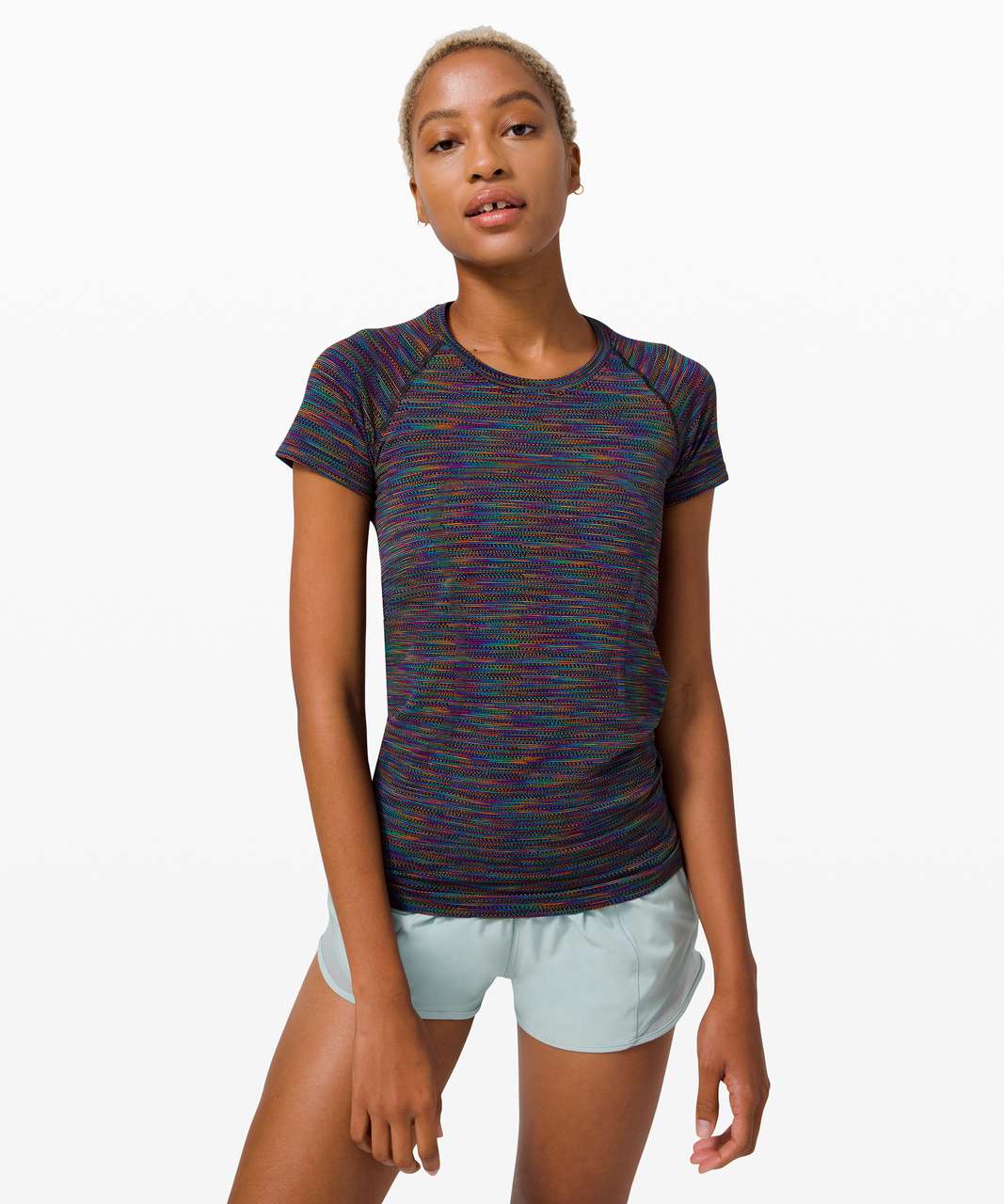 https://storage.googleapis.com/lulu-fanatics/product/57877/1280/lululemon-swiftly-tech-short-sleeve-2-0-love-black-rainbow-0313-323297.jpg