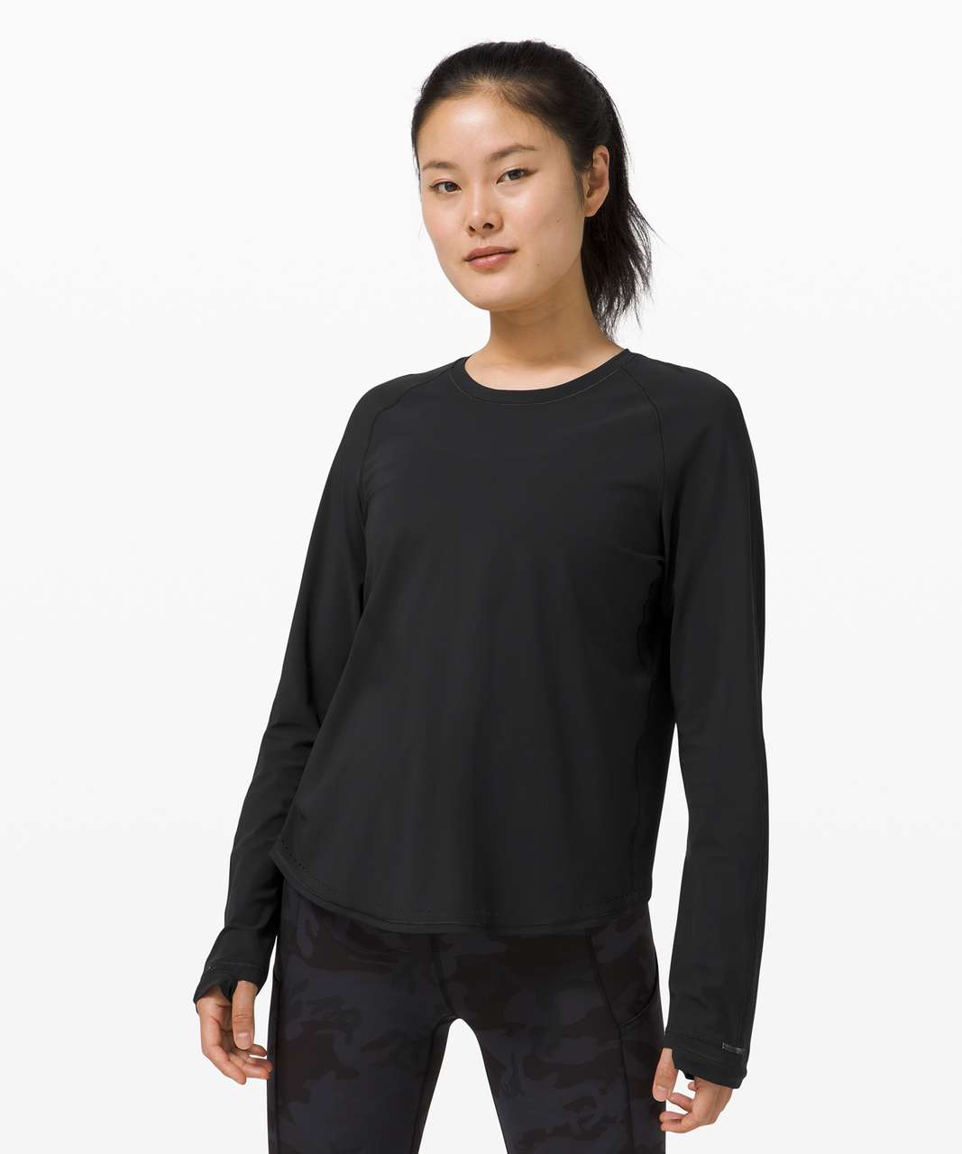 Lululemon Womens Black Long Sleeve Shirt Relaxed fit Size 6 Pit-18