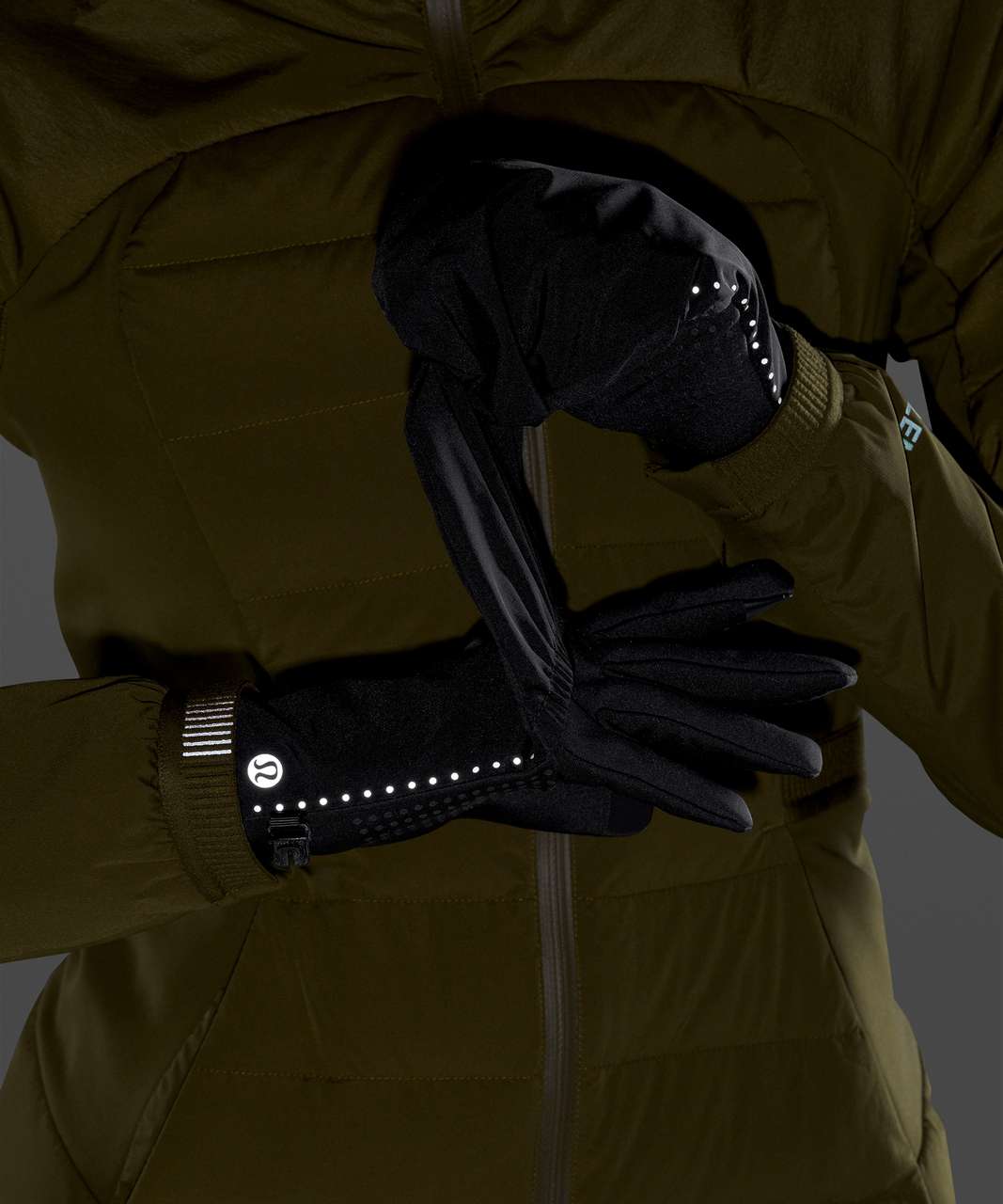 Lululemon Run for It All Hooded Gloves - Black (First Release)