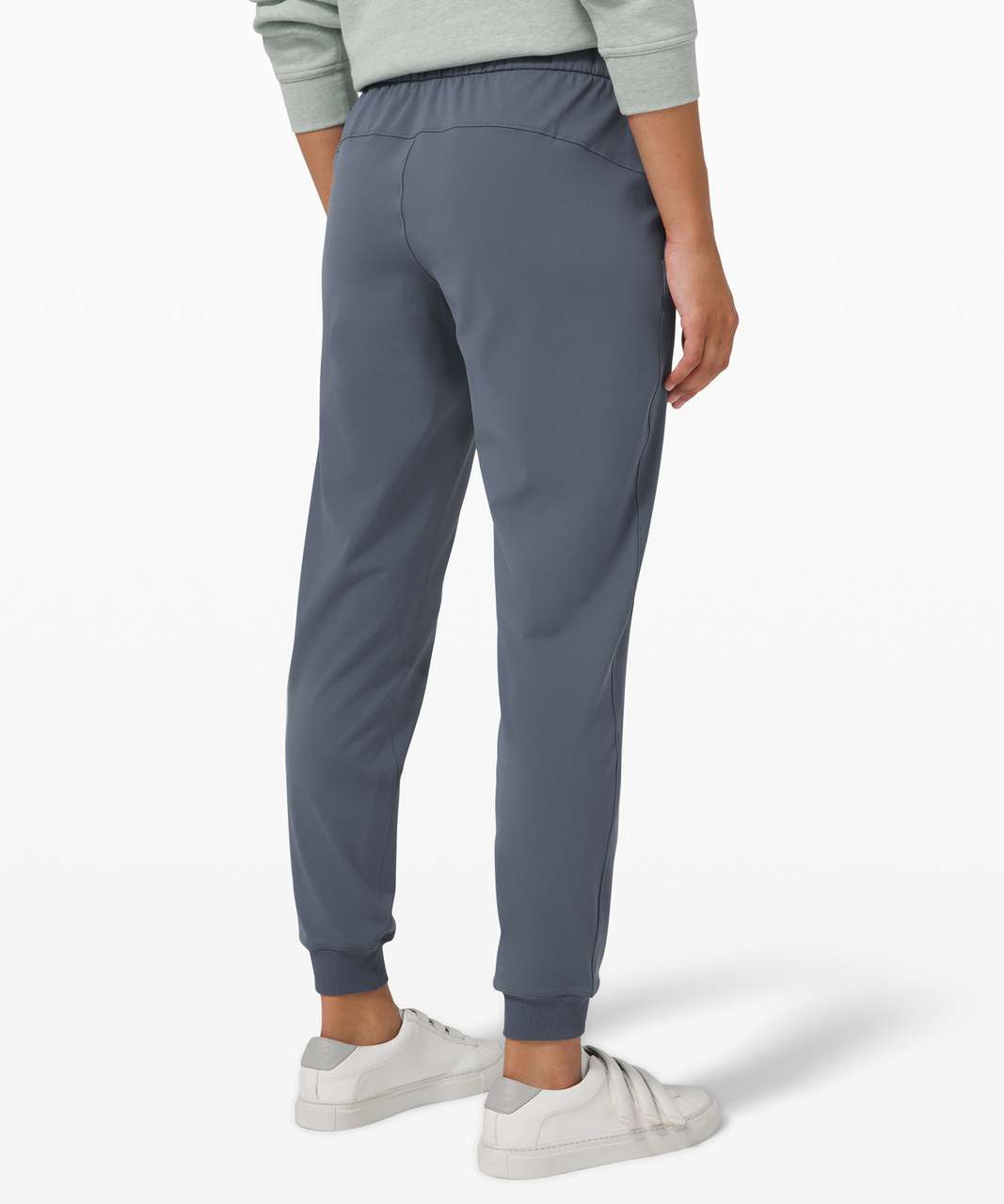 On the Fly Jogger - Comfortable and Versatile