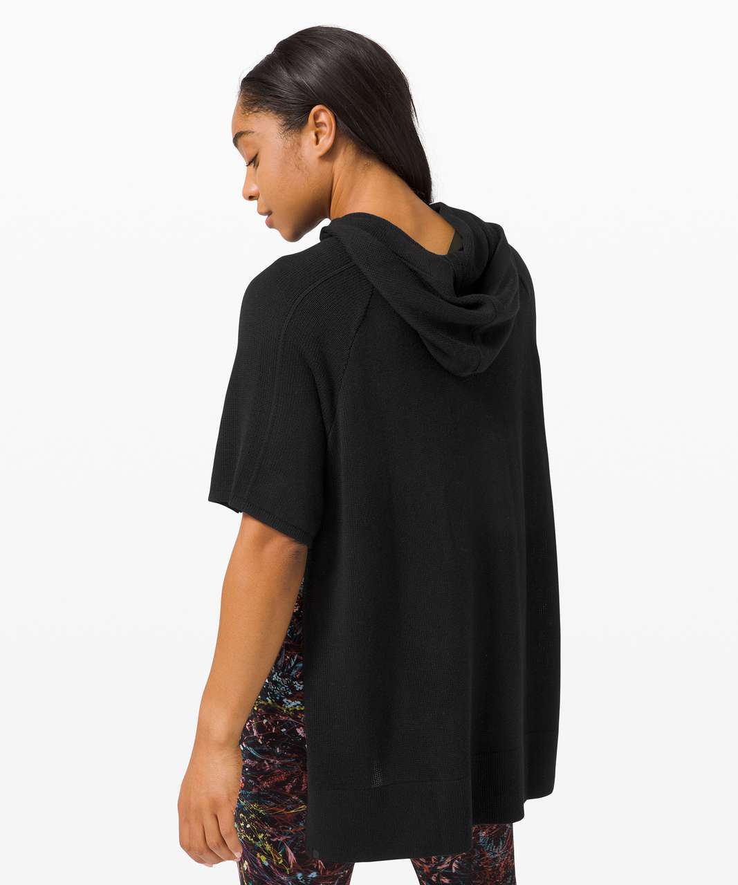 Lululemon Opened Up Poncho - Black