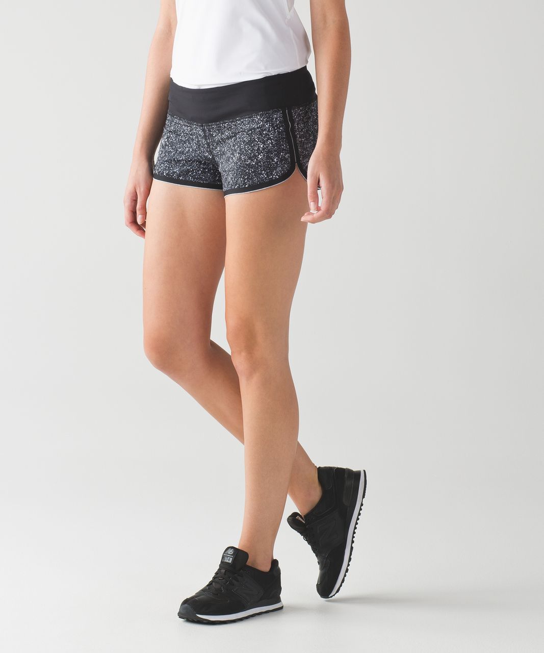 Lululemon Race Pace Short - Mini Splatter White Black / Black