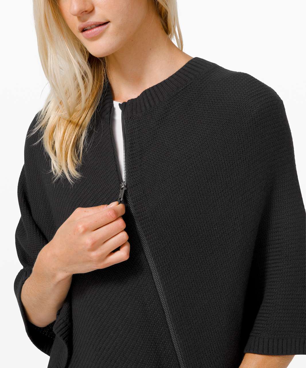 Lululemon On The Go Poncho - Black