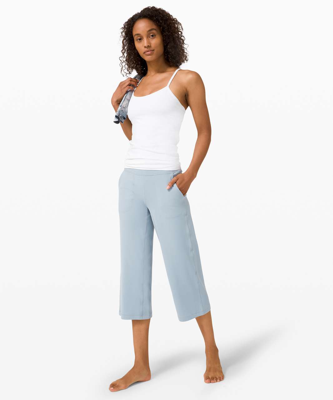 Lululemon Align Crop 23 in Chambray size 6