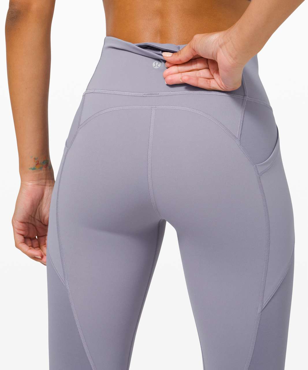 These Leggings On  Canada Are Only $29 & Reviewers Say They're A  Total Lululemon Dupe - Narcity