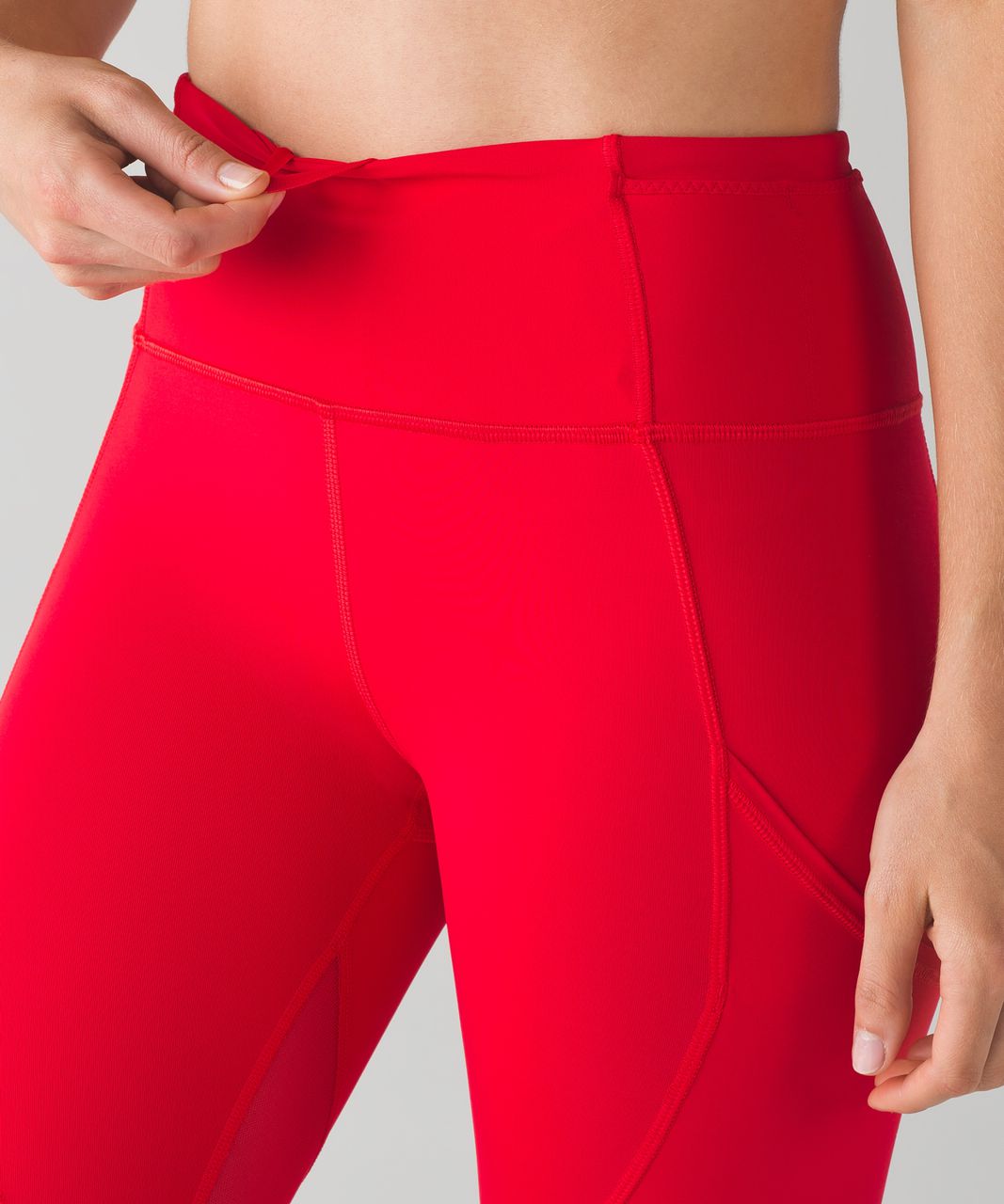 Lululemon Outrun 17" Crop - True Red