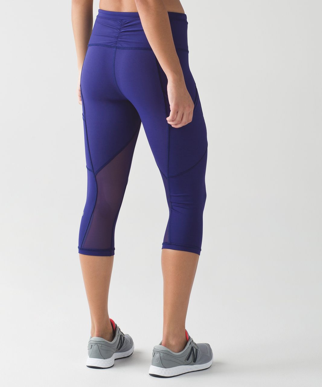 Lululemon Outrun 17" Crop - Emperor Blue