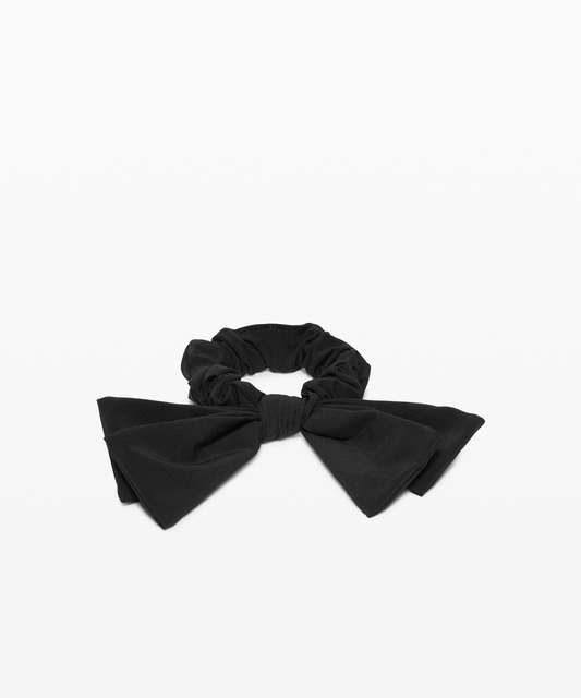 Lululemon Uplifting Scrunchie - Deep Navy - lulu fanatics