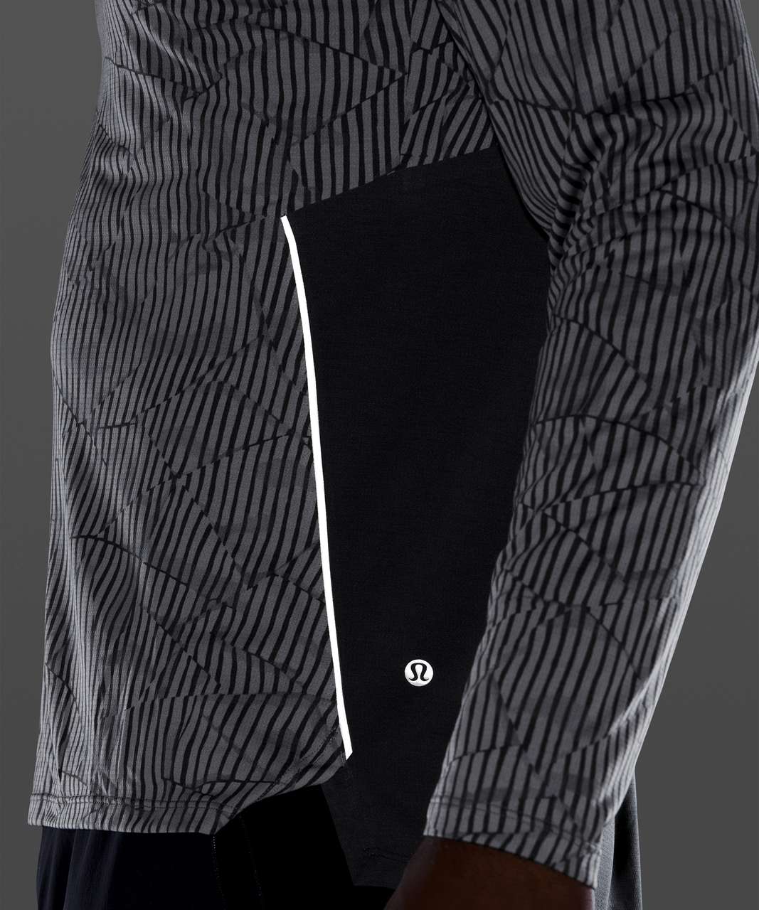 Lululemon Fast and Free Long Sleeve - Linear Crease Gull Grey Graphite Grey / Graphite Grey