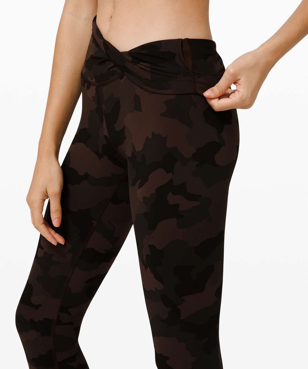 I've been obsessed with this print since it came out and I'm so excited I  finally caved and bought the 25 HR WT in heritage 365 camo brown earth  😍😍😍 : r/lululemon