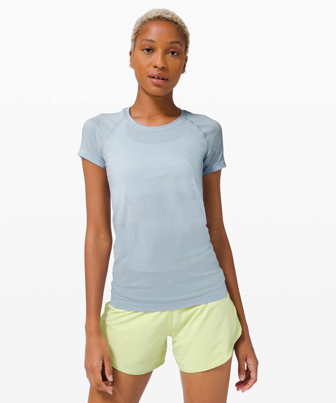 Lululemon Swiftly Tech Short Sleeve 2.0 - Serene Blue / Serene Blue