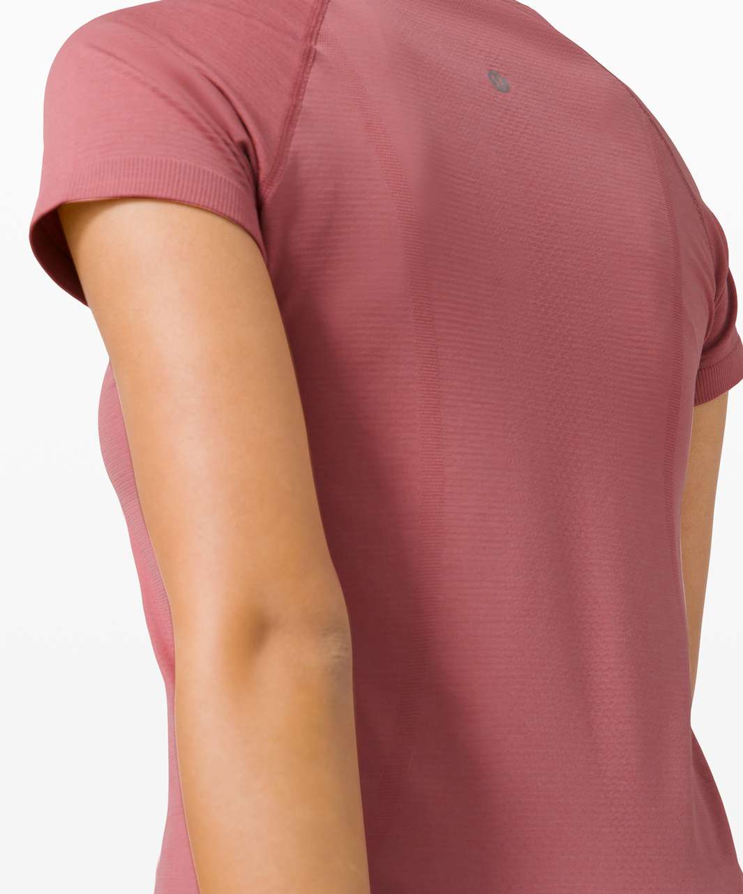 Lululemon Swiftly Tech Short Sleeve 2.0 - Brier Rose / Brier Rose