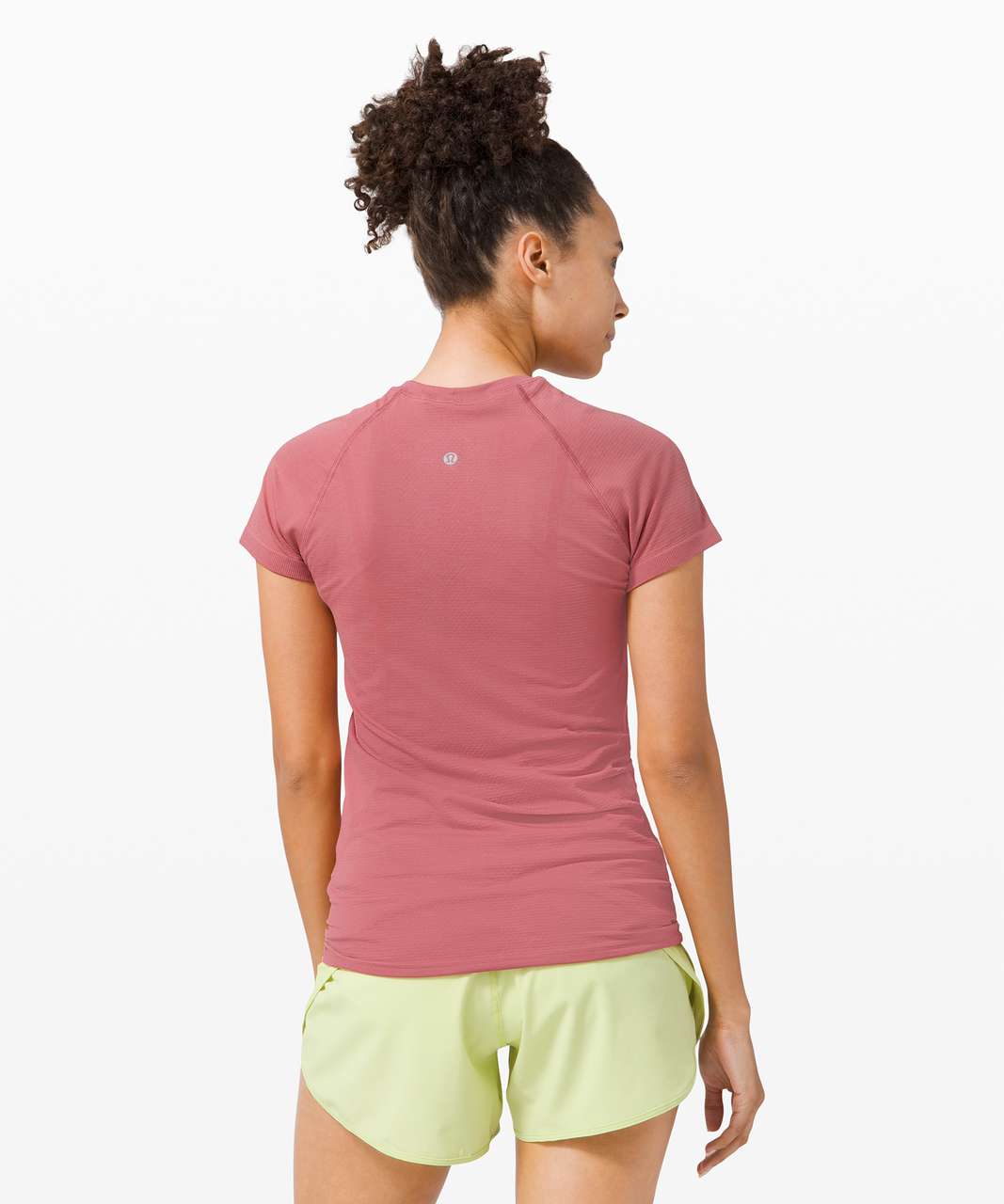 Lululemon Swiftly Tech Short Sleeve 2.0 - Brier Rose / Brier Rose