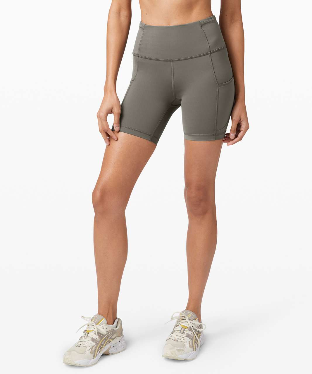 Lululemon Fast and Free 6″ Shorts Review – Swags Fit Style