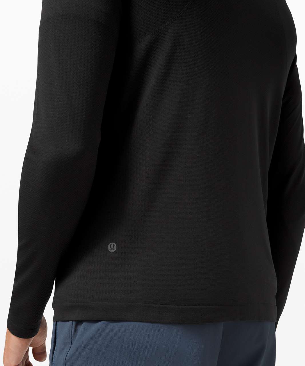 Lululemon Metal Vent Tech 1/2 Zip 2.0 - Black / Black (First Release)