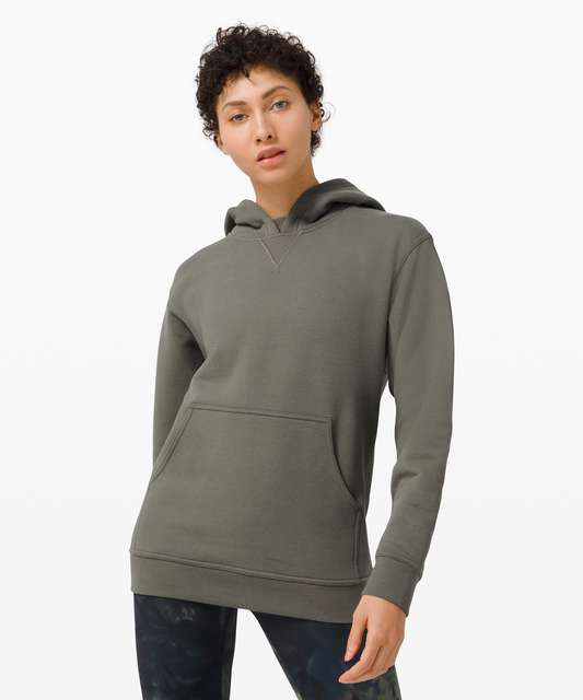 Has anyone else noticed a fit difference between the regular All Yours  hoodie and the graphic All Yours hoodie? (misty pink graphic hoodie in size  12 and Grey Sage regular hoodie in