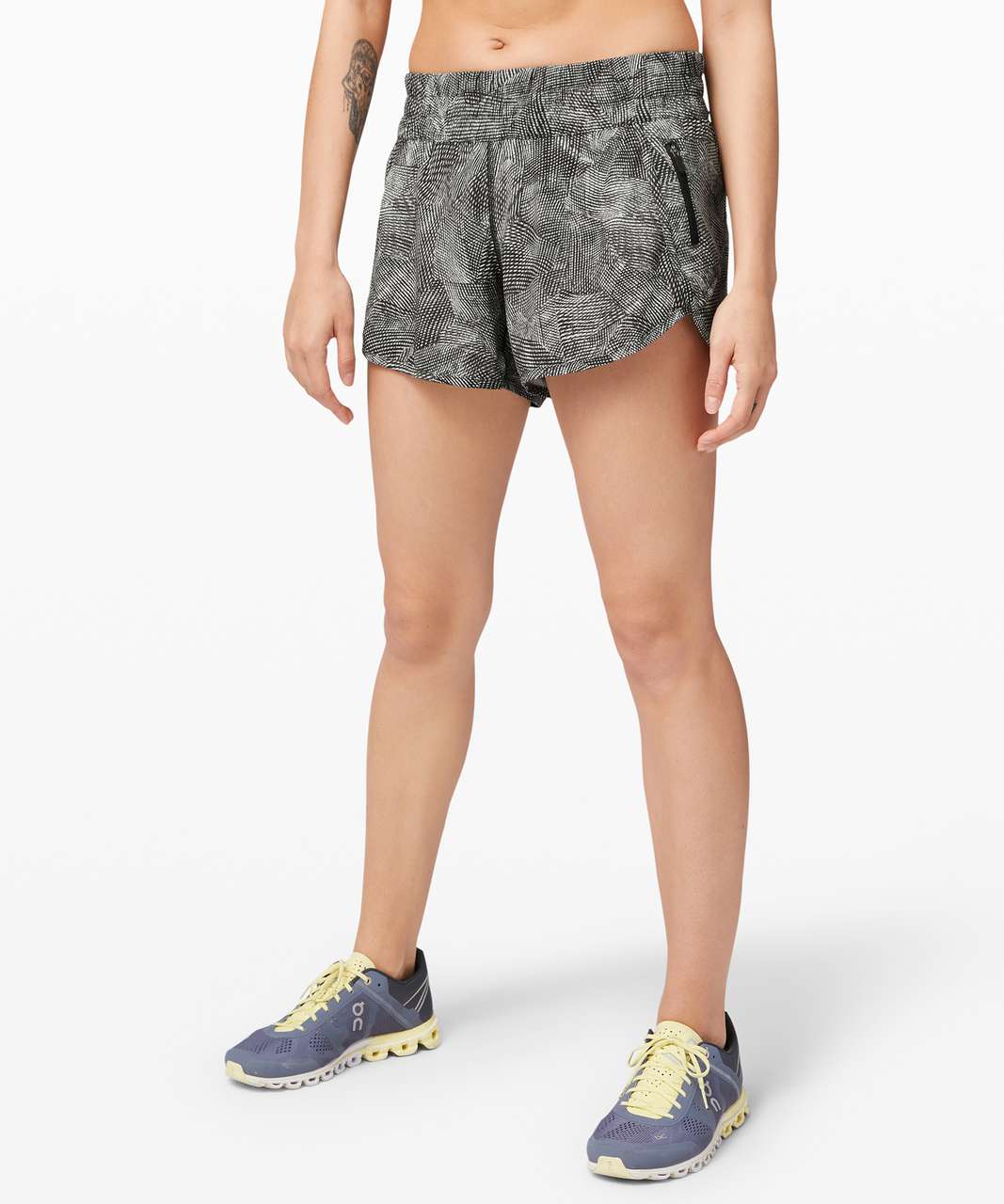 Lululemon Tracker Short V *4" - Velocity Mesh Island Mist Black